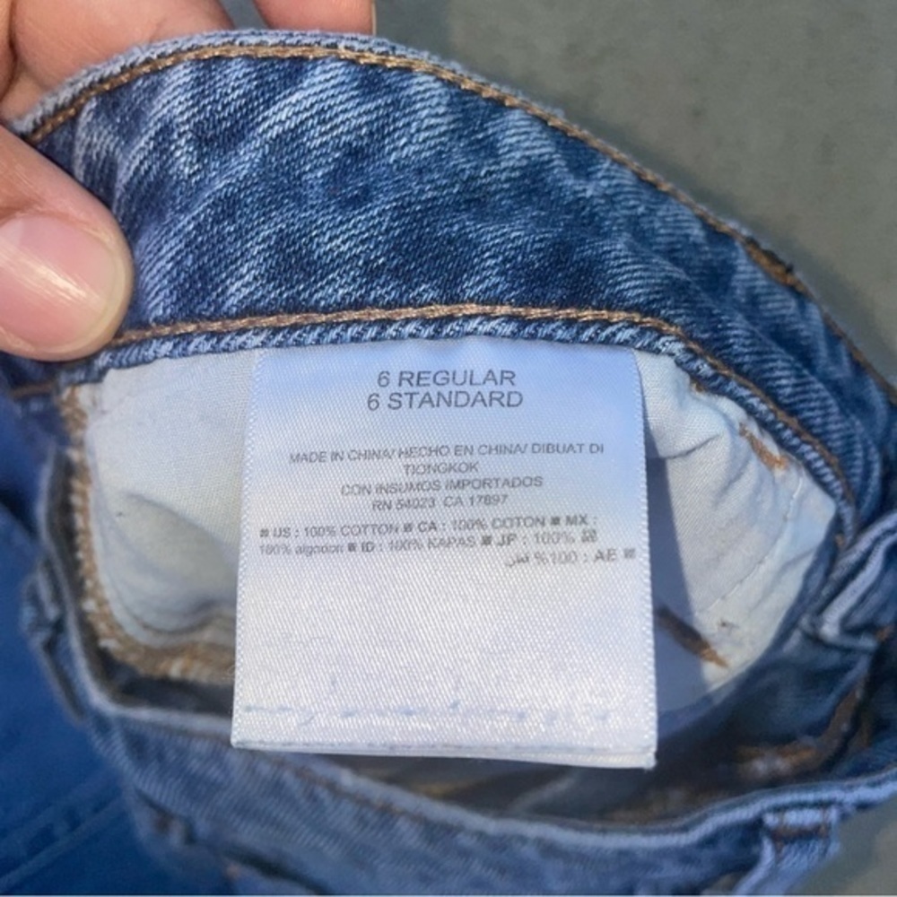High Rise Straight Jeans S2 - Picture 3 of 4